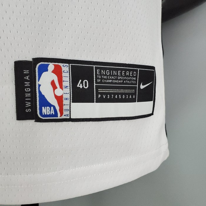 Khris Middleton Milwaukee Bucks Swingman Jersey White