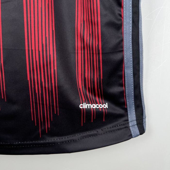 AC Milan Home Retro Jersey 2016/17