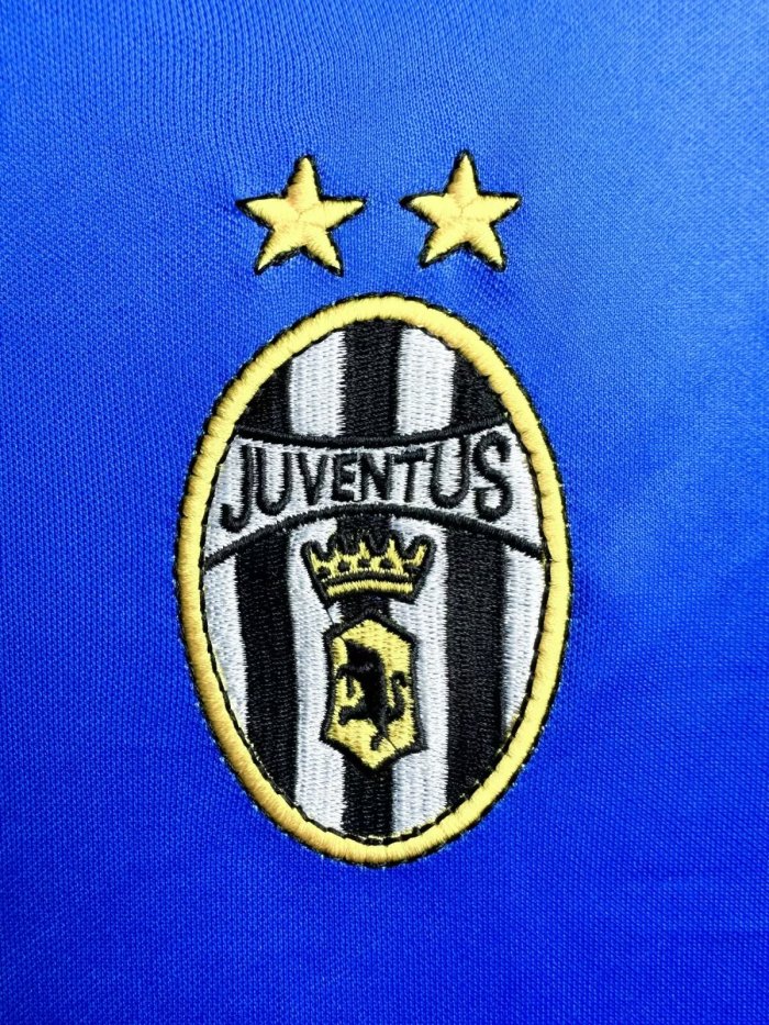 Juventus Away Retro Jersey 1999/00
