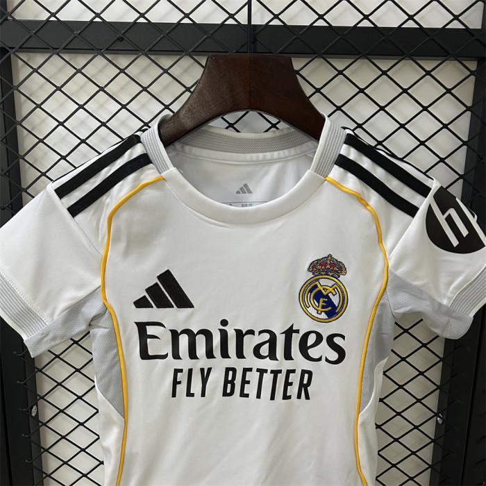 Real Madrid Home Modrić Limited Edition Kids Suit & Socks 25/26