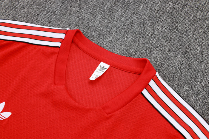 Liverpool Training Short sleeve Suit 25/26