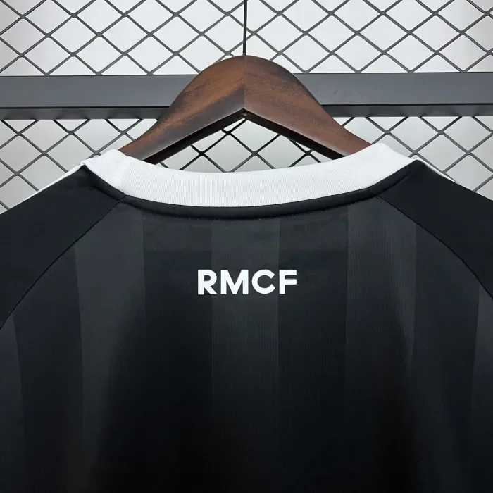 Real Madrid Black Goalkeeper Man Jersey 25/26