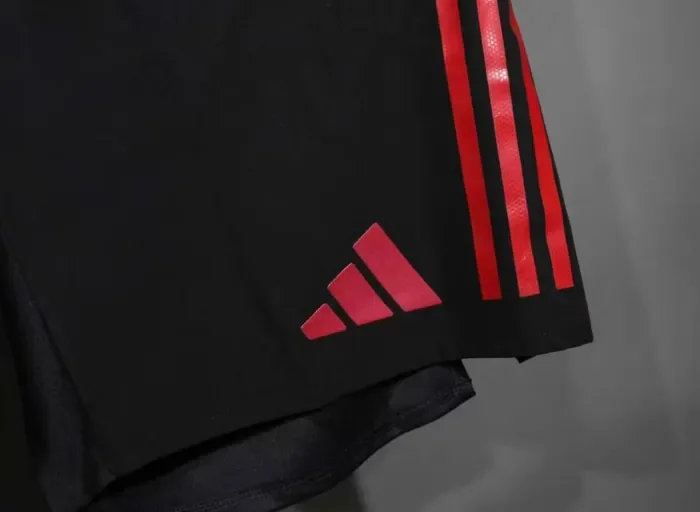 Liverpool Away Player Shorts 25/26