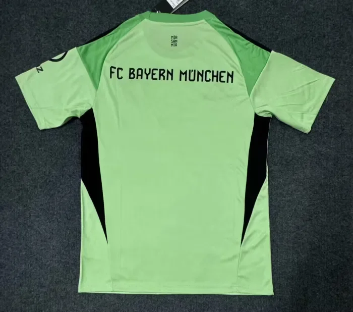 Bayern Munich Goalkeeper Man Jersey 25/26