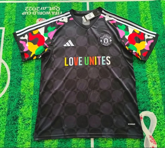 Manchester United Gold Cup Special Edition Man Jersey 25/26