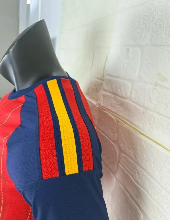 Spain 2026 World Cup Home Player Man Jersey