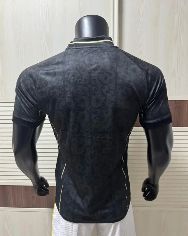 Liverpool Lifestyle Retro Player Jersey 25/26