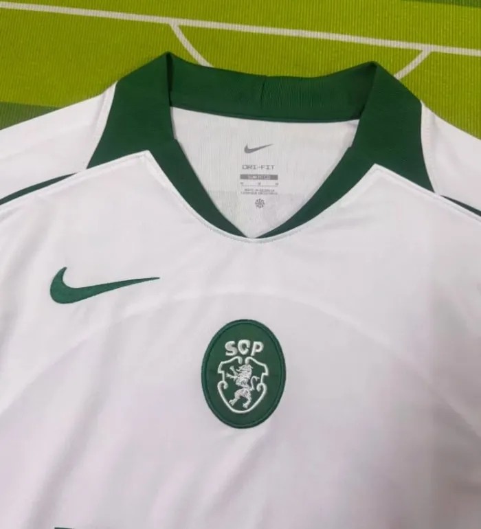 Sporting Lisbon Total 90 Version Man Jersey 25/26
