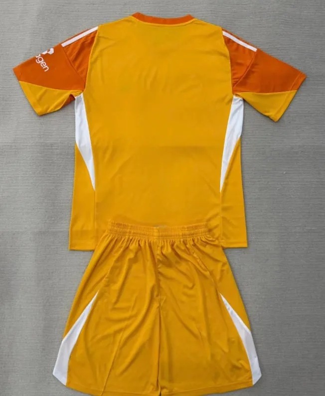 Nottingham Forest Goalkeeper Kids Suit 25/26
