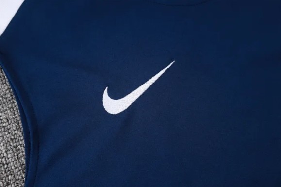 Tottenham Hotspur Training Jersey 25/26