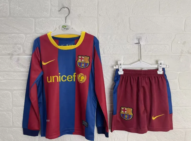 Barcelona Home Retro Long Sleeve Kids Suit 2010/11
