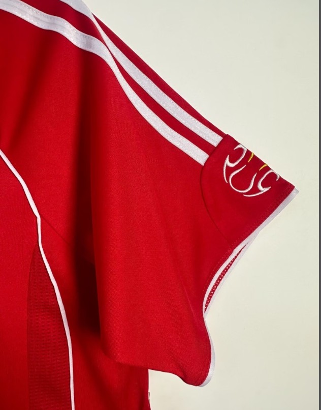 Liverpool Home Retro Jersey 06/08