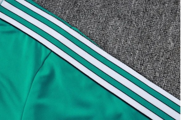 Liverpool Training Jersey Suit 25/26