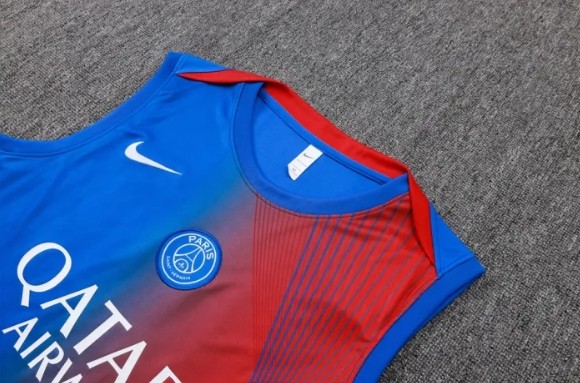 Paris Saint Germain Training Jersey 25/26