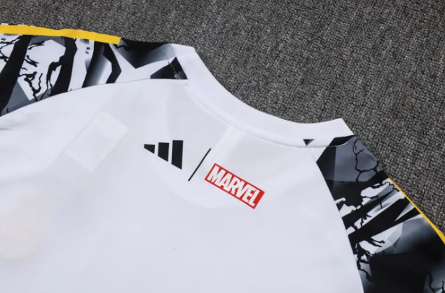 Real Madrid Training Short sleeve Jersey 25/26