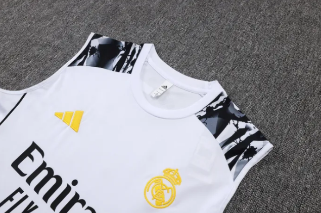 Real Madrid Training Jersey 25/26