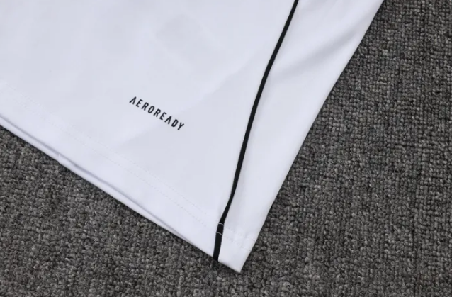 Real Madrid Training Jersey 25/26