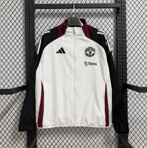 Manchester United Training Windbreaker 2025