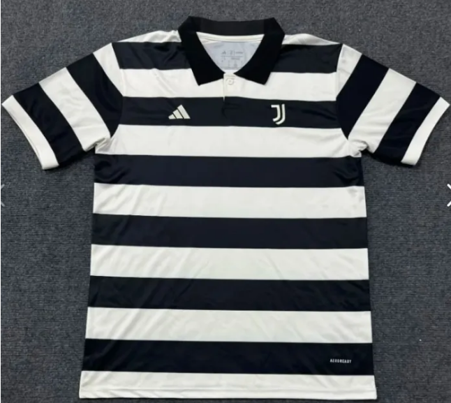 Juventus Fourth Man Jersey 25/26