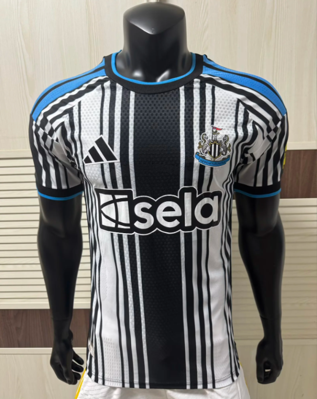 Newcastle United Home Player Jersey 26/27