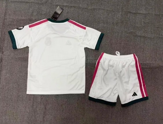 Real Madrid Home Kids Suit & Socks 26/27